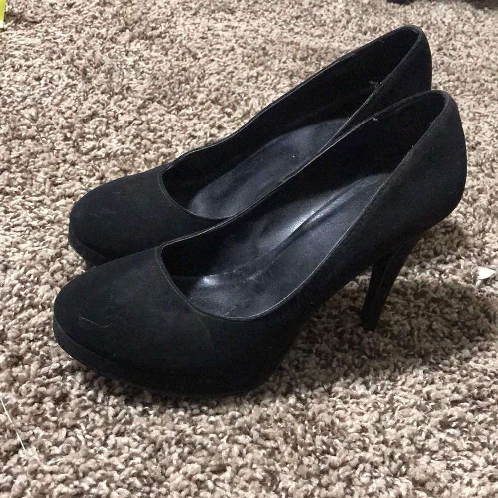 Black heels